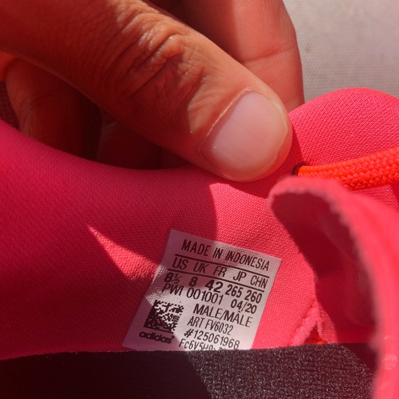 Addias shoes - Picture 2 of 5